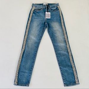 NWT PISTOLA Jeans Mom Duality Size 25 X66